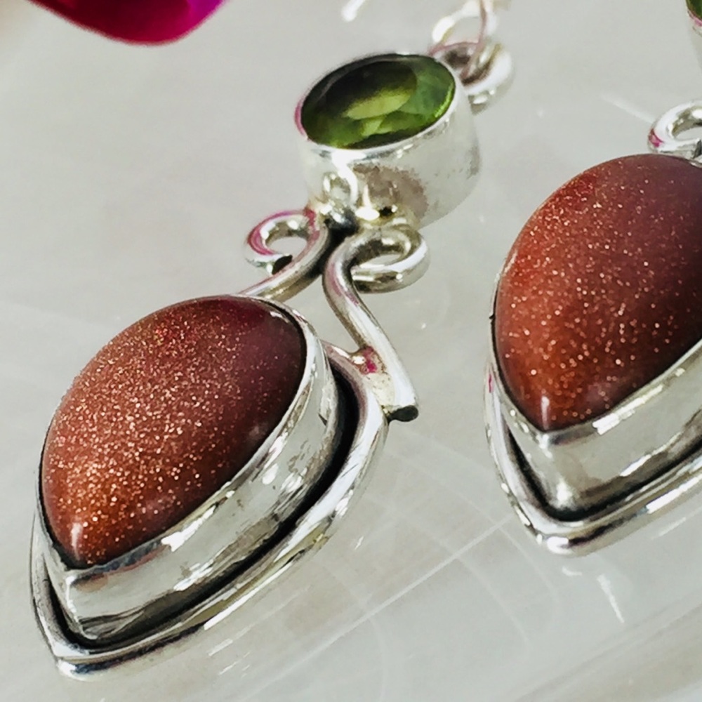 .925 Sterling Silver Earrings Goldstone & Peridot - Picture 5 of 8